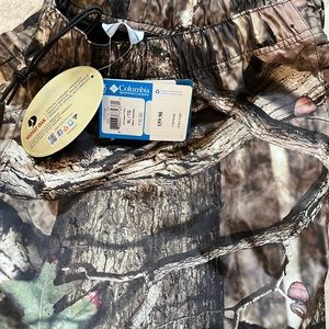 Men’s Columbia Mossy Oak Omni-Tech Waterproof Pants
